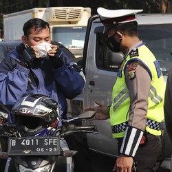 Imbas Penyekatan PPKM Darurat, Ojol Kesusahan Antar Barang
