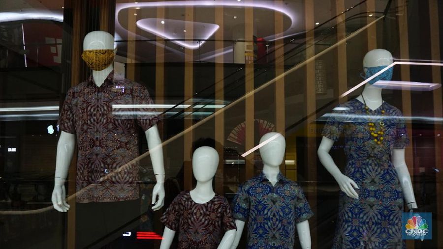 Suasana Mal sepi saat PPKM Darurat. (CNBC Indonesia/Tri Susilo)