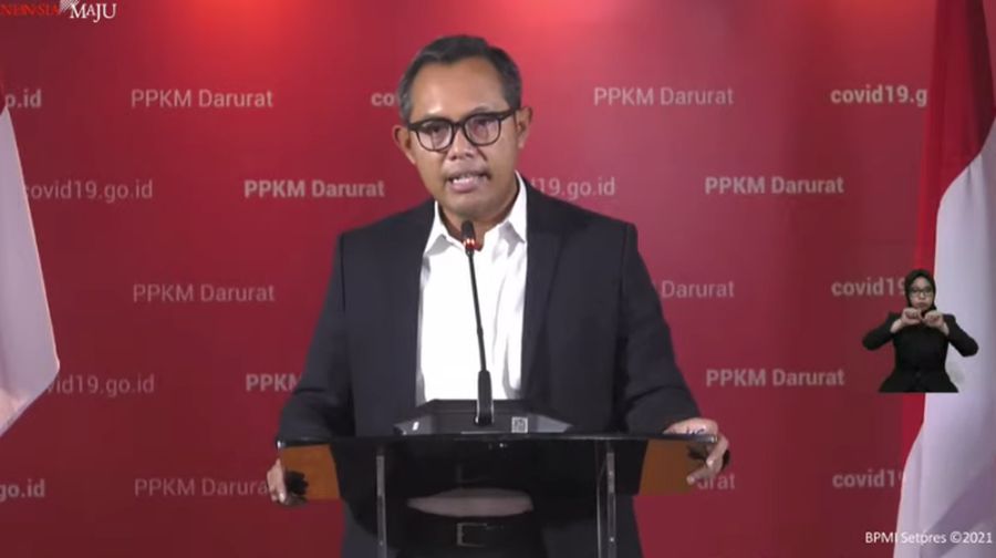 Juru Bicara Menko bidang Kemaritiman dan Investasi (Menko Marves) Jodi Mahardi Saat Keterangan Pers Update PPKM Darurat, Jakarta, 4 Juli 2021. (Tangkapan Layar Youtube @BNPB Indonesia)