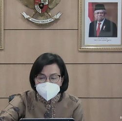 Sri Mulyani 'Ramal' Ekonomi RI Tumbuh 3,1-3,3% di Semester I
