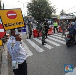 Pakar Kritik Pejabat Pemerintah yang 'Cuek' Saat PPKM Darurat