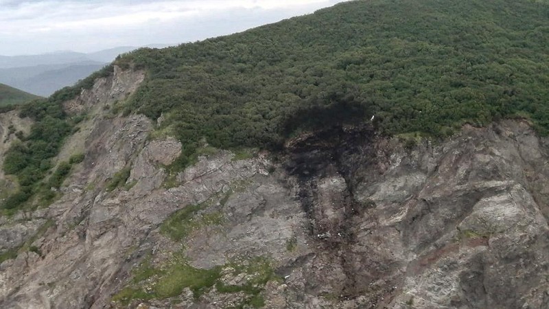 Kecelakaan pesawat penumpang jenis An-26 di Rusia, Selasa (6/7/2921) waktu setempat. AP/