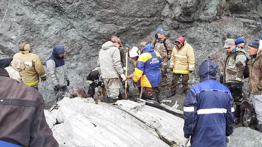 Kecelakaan pesawat penumpang jenis An-26 di Rusia, Selasa (6/7/2921) waktu setempat. AP/