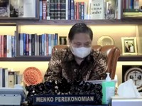 Kabar Baik Airlangga: Nakes Bakal Disuntik Vaksin Covid Ke-3