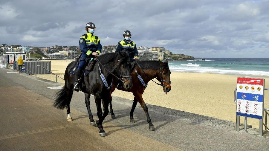 Lockdown Sydney diperpanjang. (AP/Joel Carrett)