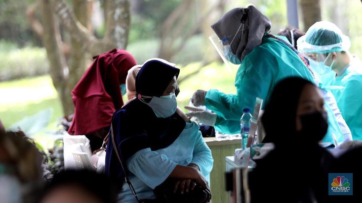 Ilustrasi mobil vaksin keliling. (CNBC Indonesia/Muhammad Sabki)