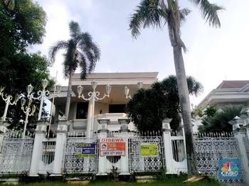 Foto-Foto Ini Bukti Orang Kaya Pondok Indah Cs Obral Rumah!