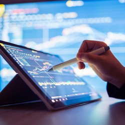 Banyak Saham Blue Chip Berjatuhan, Beli Pakai Cara Ini Biar Modal Aman
