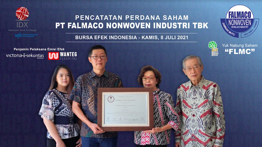 PT Falmaco Nonwoven Industri Tbk (FLMC) mencatatkan saham perdana di Bursa Efek Indonesia, Kamis (8/7/2021)