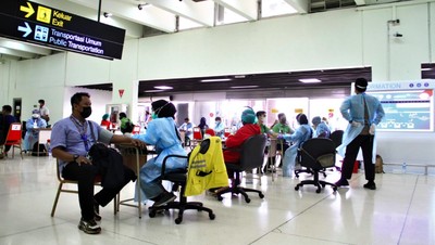 Vaksinasi di Bandara Soetta, 9 Juli 2021, dok AP 2 Vaksinasi di Bandara Soetta, 9 Juli 2021, dok AP 2