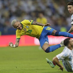 4 Fakta Neymar Andalan Timnas Brasil, Hampir Tewas Saat Kecil