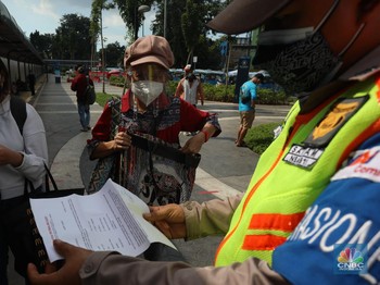 DKI Sampai Jabar, Ini Daftar Wilayah yang Masuk PPKM Level 4