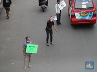Mall Ditutup Efek PPKM Darurat, Jasa Servis HP Turun ke Jalan