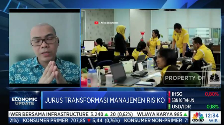 Chief Risk Officer Adira Insurance Musi Samosir
