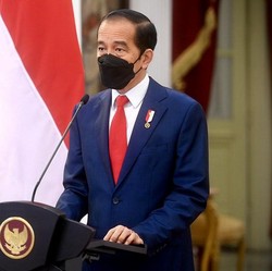 Jokowi: Jika Kasus Turun, 26 Juli Ekonomi Dibuka Bertahap!