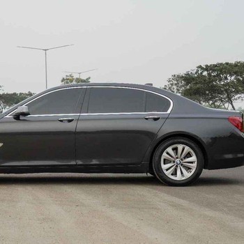BMW Sampai Mercedes Benz Diobral Orang-Orang Kaya, Tanda Apa?
