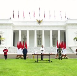 Jokowi Perintahkan TNI Kawal Distribusi Paket Obat Isoman