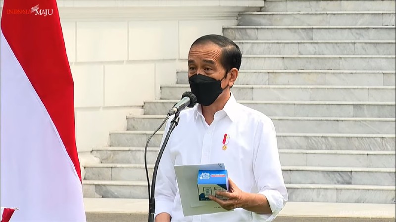 Presiden RI Jokowi di acara Peluncuran Paket Obat Isoman Gratis untuk Rakyat, Istana Merdeka, 15 Juli 2021. (Tangkapan Layar Youtube/Sekretariat Presiden RI)