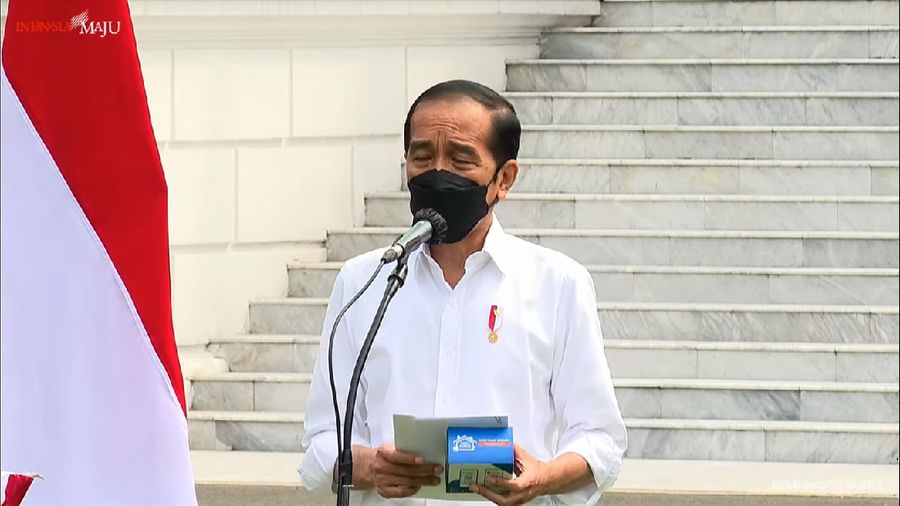Presiden RI Jokowi di acara Peluncuran Paket Obat Isoman Gratis untuk Rakyat, Istana Merdeka, 15 Juli 2021. (Tangkapan Layar Youtube/Sekretariat Presiden RI)