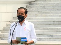 Jokowi: Paket Obat Isolasi Mandiri Tak Diperjualbelikan!