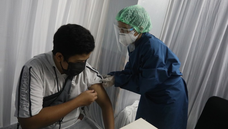 Taspen Gelar Vaksinasi Anak (CNBC Indonesia/Andrean Kristianto)