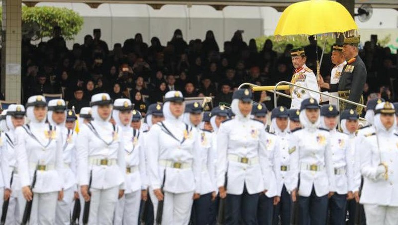 Hasanal Bolkiah (ist Facebook Tea Chee Hen)