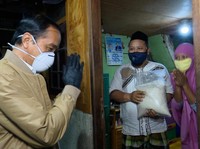 Saat Warga Kaget Didatangi Jokowi Malam-malam, Ada Apa?