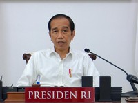 Jokowi ke Panglima TNI: Siapkan Hercules Angkut Obat Covid-19