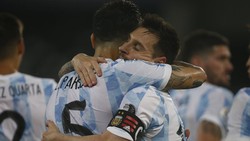 Cerita Leandro Paredes Didiamkan Messi Selama 3 Bulan