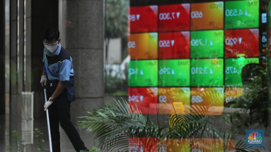 Ilustrasi Bursa Efek Indonesia, Senin (19/7/2021) (CNBC Indonesia/ Tri Susilo)
