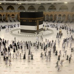Dibandingkan Negara Tetangga, Apakah Biaya Haji RI Termurah?