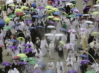 Cuaca Buruk Landa Mekah-Madinah, Masjid Haram Siap Siaga