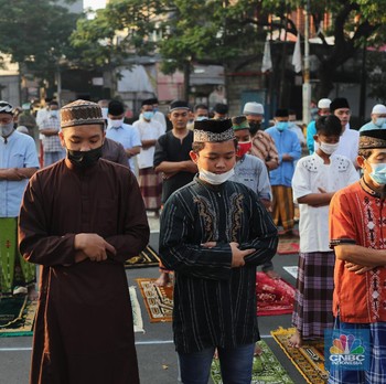 Suasana Salat Idul Adha Saat Pemberlakuan PPKM Darurat