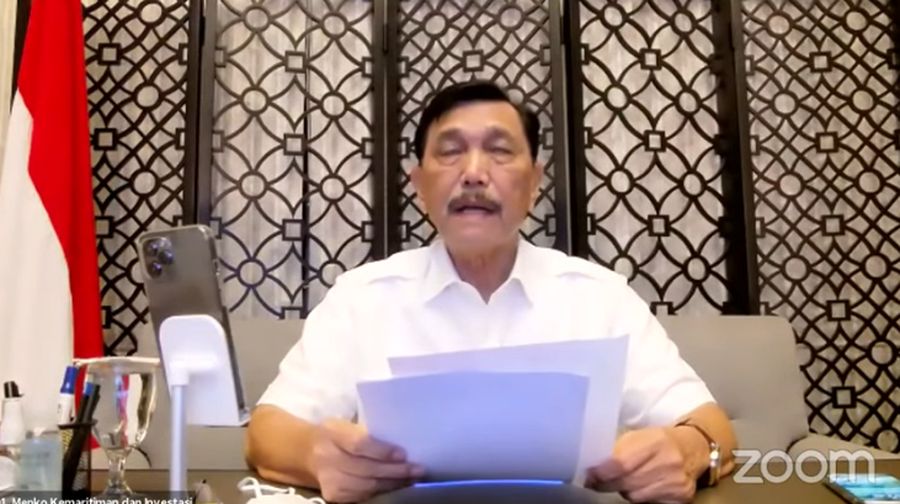 Menteri Koordinator Bidang Kemaritiman dan Investasi Luhut Binsar Panjaitan Saat Konferensi Pers Tindak Lanjut terkait Perkembangan Terkini Penerapan PPKM. (Tangkapan Layar Youtube PerekonomianRI)