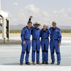 Roket Jeff Bezos Meledak Lagi, Ditinggal Elon Musk ke Mars