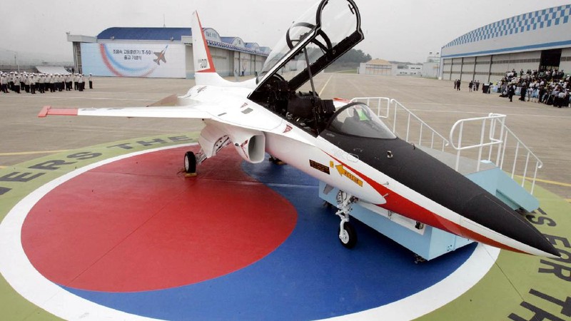 South Korea's first supersonic trainer jet, T-50, performs during Air Power Day at the U.S. airbase in Osan, south of Seoul, South Korea, Sunday, Oct. 12, 2008. The Air Power Day is not only a demonstration of U.S. Air Power, but also the U.S. partnership with the South Korea Air Force. The event was part of an annual ceremony to open the U.S. airbase to South Korean people. (AP Photo/ Lee Jin-man)