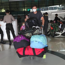 Ratusan Pelaku Perjalanan LN Positif Covid Saat Tiba di RI