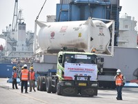 Pertamina Siap Distribusikan 100 Ton Oksigen bantuan India