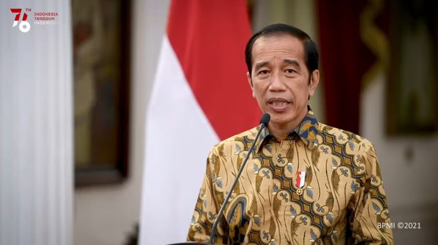 Pernyataan Presiden Jokowi tentang Perkembangan Terkini PPKM Darurat, Istana Merdeka, 25 Juli 2021. (Tangkapan Layar Youtube Sekretariat Presiden)