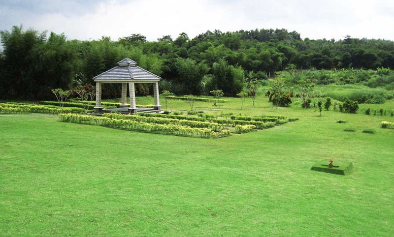 Makam San Diego Hills. (Dok: San Diego Hills Galeri) Makam San Diego Hills. (Dok: San Diego Hills Galeri)