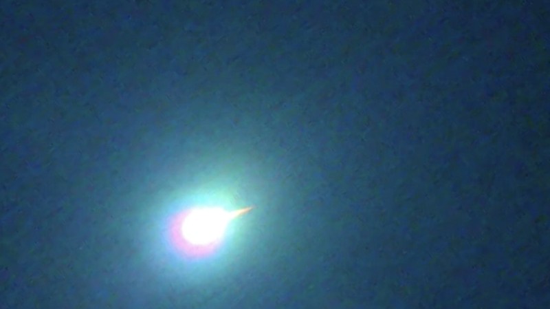 Meteor raksasa lintasi langit Norwegia. (Dok: CCTV Norsk meteornettverk)