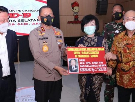 Ini Kronologi Sumbangan Rp 2 T Keluarga Akidi Tio Prank Nih<script async src=