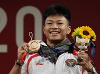 Rupa-Rupa Bonus Atlet Olimpiade: Uang, Apartemen, Lukisan Hingga Sapi