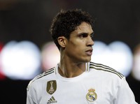 Varane Segera Gabung MU, Nilai Transfernya Rp701,7 Miliar!
