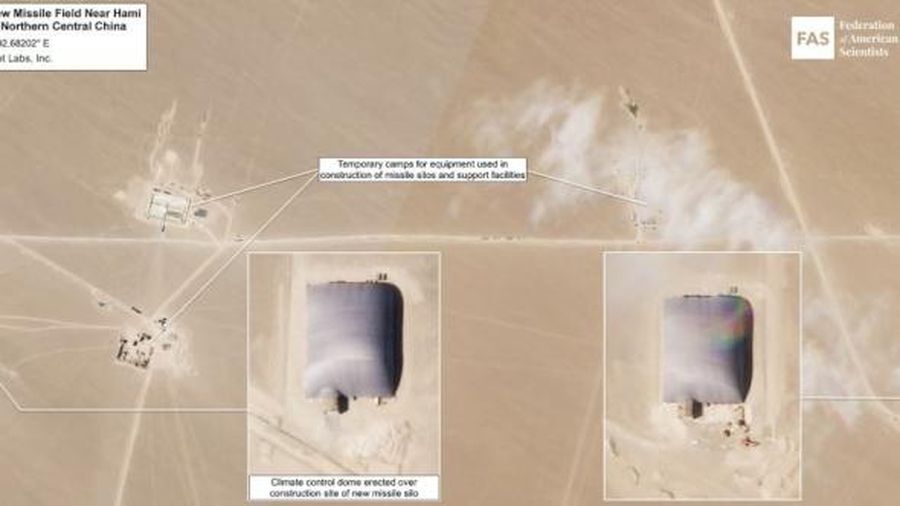 Pembangunan fasilitas yang diyakini sebagai silo rudal nuklir ditemukan di gurun Hami, Xinjiang. (Dok: Planet Labs)