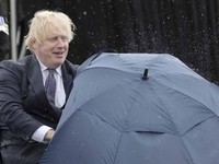Kronologi PM Inggris Mundur: Ada Skandal hingga Resign Massal