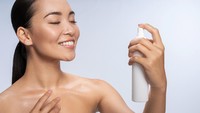 Makeup Luntur Sebelum Acara Selesai? Coba Fixing Spray Andalan Makeup Artist Ini