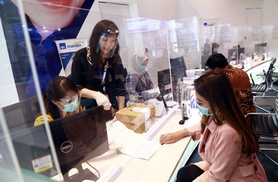 Memperingati Hari Pelanggan Nasional, MAGI memberikan paket bingkisan 