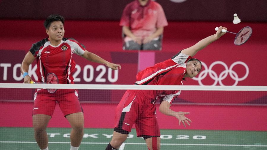 Greysia Polii dan Apriyani Rahayu di ajang Olimpiade Tokyo 2020. (AP/Dita Alangkara)