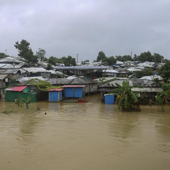 Kamp Pengungsi Rohingya Terendam Banjir, 20 Orang Tewas